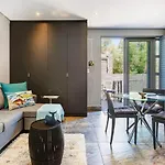 Solar Powered Camps Bay Sea View Apartment